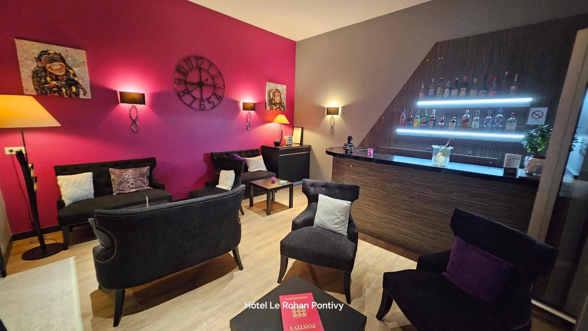Hotel Le Rohan Charme Et Caractere بونتيفي المظهر الخارجي الصورة